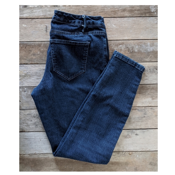 Nine West Missy Cigarette Fit Skinny Jeans. - Picture 2 of 4